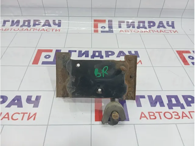 Кронштейн усилителя заднего бампера правый Hyundai Matrix (FC) 86642-17010