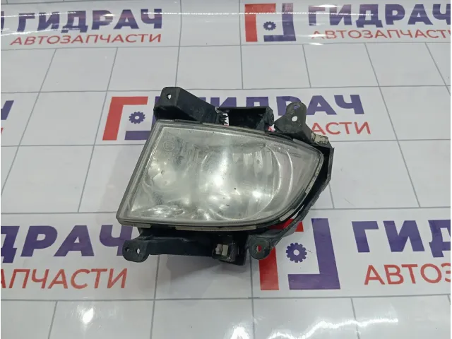 Фара противотуманная левая Hyundai Matrix (FC) 92201-10000