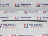 Накладка стекла переднего левого Hyundai Matrix (FC) 82210-17000