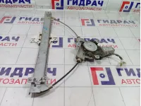 Стеклоподъемник электрический задний правый Hyundai Matrix 9882017200