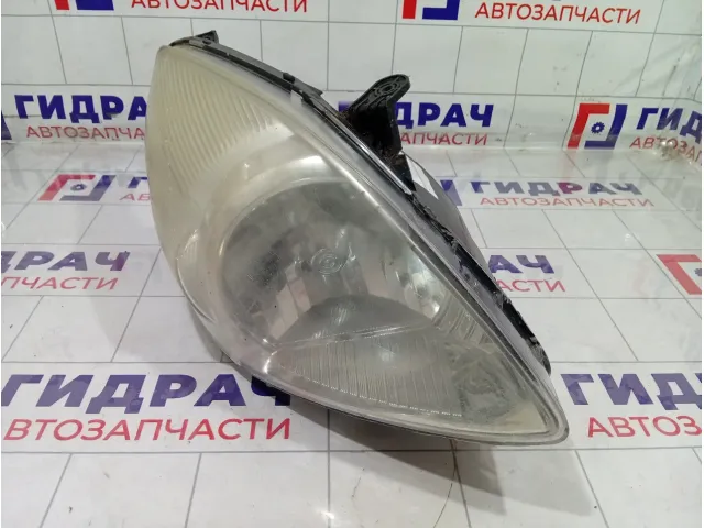 Фара правая Hyundai Matrix 9210210000