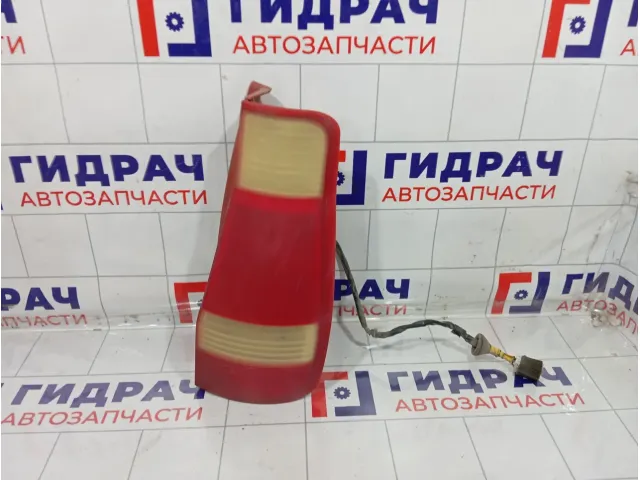 Фонарь задний правый Hyundai Matrix 9240217610