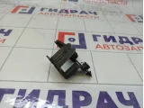 Ручка открывания лючка бензобака Hyundai Matrix 8157017000
