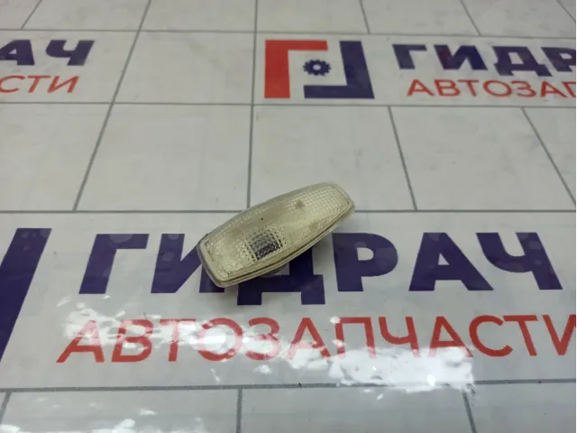 Повторитель на крыло Hyundai Matrix 923032D100