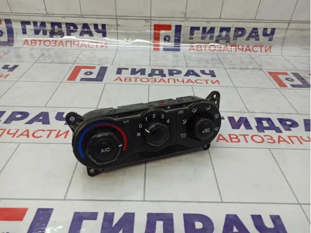 Блок управления отопителем (печкой) Hyundai Matrix 9725017510