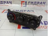 Блок управления отопителем (печкой) Hyundai Matrix 9725017510