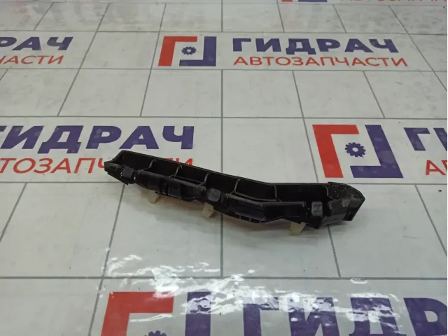 Кронштейн бампера передний правый Hyundai Matrix 8651610000