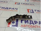 Кронштейн бампера передний правый Hyundai Matrix 8651610000