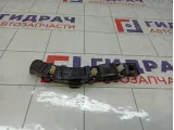 Кронштейн бампера передний правый Hyundai Matrix 8651610000