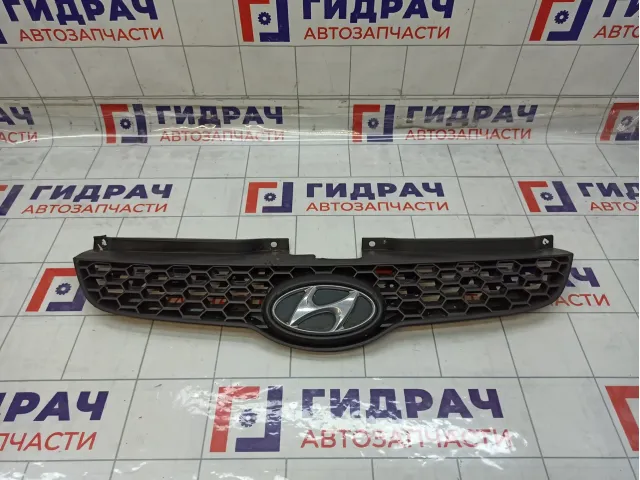 Решетка радиатора Hyundai Matrix 8636010000CA
