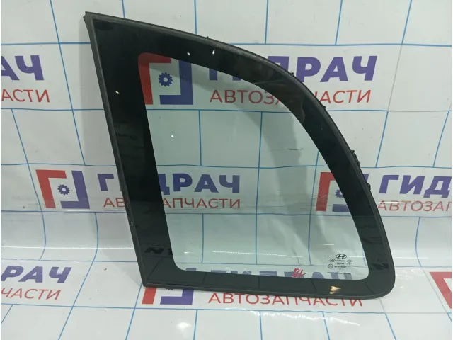 Стекло кузовное глухое левое Hyundai Matrix (FC) 8781010011