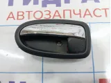 Ручка двери внутренняя задняя левая Hyundai Matrix (FC) 8261017010