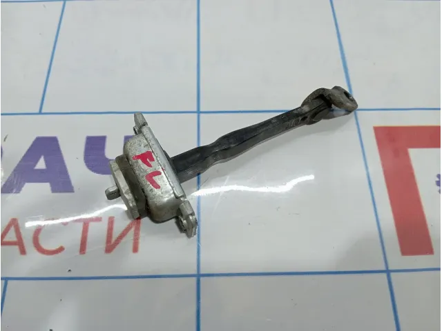 Ограничитель двери передней левой Hyundai Matrix (FC)  7938017000