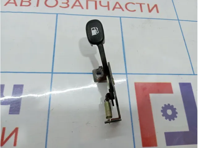 Ручка открывания лючка бензобака Hyundai Matrix (FC) 8157017000