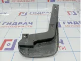 Брызговик передний левый Hyundai Matrix (FC) 8683110000