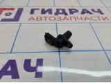 Датчик положения распредвала Hyundai Santa Fe (CM) 3930027400