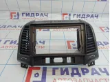 Рамка магнитолы Hyundai Santa Fe (CM) 847402B002S4
