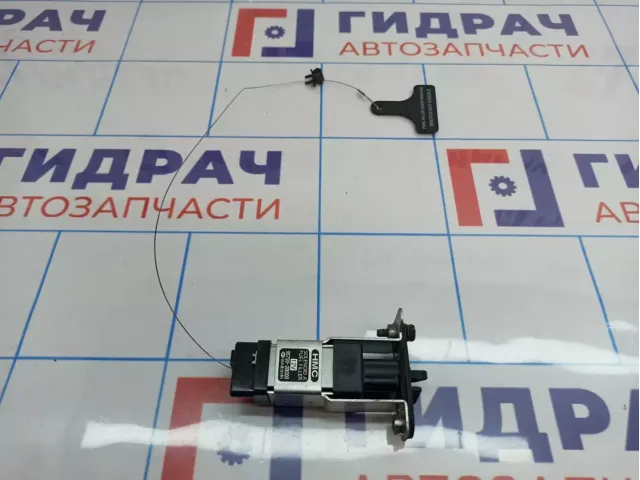 Активатор замка крышки бензобака Hyundai Santa Fe (CM) 95720-2B000