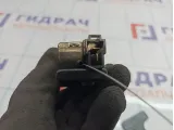 Активатор замка крышки бензобака Hyundai Santa Fe (CM) 95720-2B000