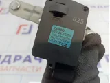 Активатор замка багажника Hyundai Santa Fe (CM) 95750-2B000