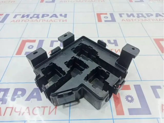 Корпус блока предохранителей нижняя часть Hyundai Santa Fe (CM) 91950-2B150