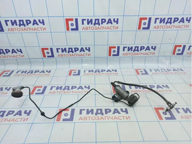 Бачок главного цилиндра сцепления Hyundai Santa Fe (CM) 41691-2B010