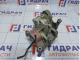 Кронштейн генератора Hyundai Santa Fe (CM) 37472-27000