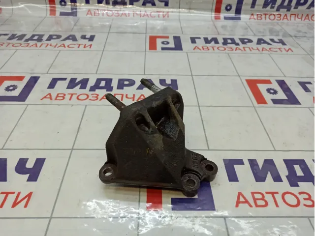 Кронштейн двигателя правый Hyundai Solaris 216702B100