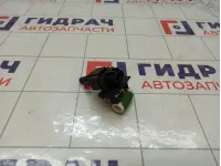 Резистор вентилятора радиатора Hyundai Solaris 253851M000