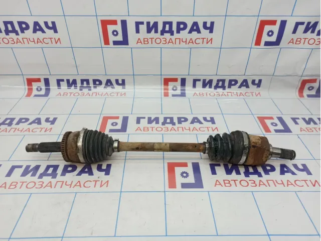 Привод передний левый Hyundai Solaris (RB) 49500-1R000. Порван пыльник.