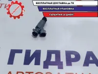 Форсунка топливная Hyundai Solaris 35310-26600.