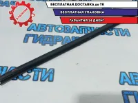 Уплотнитель стекла двери задней правой Hyundai Solaris 832411R0004X.