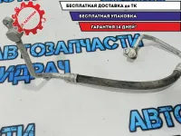 Трубка кондиционера Hyundai Solaris 97762-4L000. От компрессора к радиатору.
