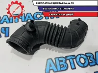 Патрубок воздушного фильтра Hyundai Solaris 28138-1R010.