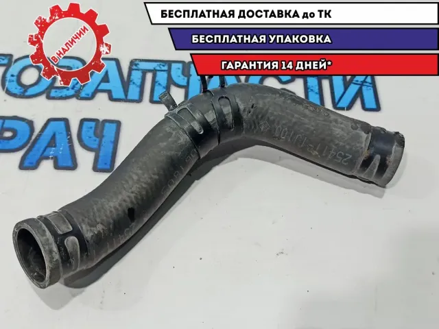 Патрубок радиатора Hyundai Solaris 25411-1J100. С тройника системы охлаждения.