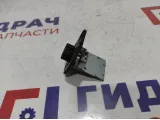 Резистор отопителя Hyundai Solaris 97128-1R000. Царапины.