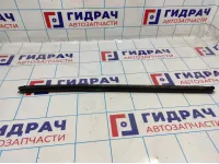 Уплотнитель стекла двери задней правой Hyundai Solaris 832311R0004X.