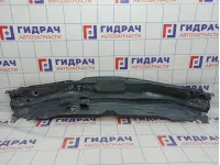 Решетка стеклоочистителя под лобовое стекло Hyundai Solaris 66797-4L000.