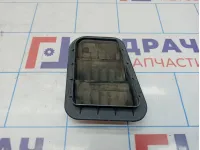 Решетка вентиляционная левая Hyundai Solaris 97510-17000. В заднее крыло.