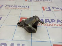 Кронштейн двигателя правый Hyundai Solaris 21670-2B100.