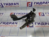 Педаль сцепления Hyundai Solaris 328021R100.