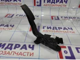Педаль газа Hyundai Solaris 327001J600.