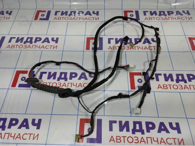 Проводка (коса) двери багажника Hyundai Solaris 916804L011.