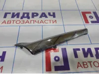 Накладка на решетку правая Hyundai Solaris 863541R000. Хром.