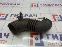 Патрубок воздушного фильтра Hyundai Solaris 28138-1R010