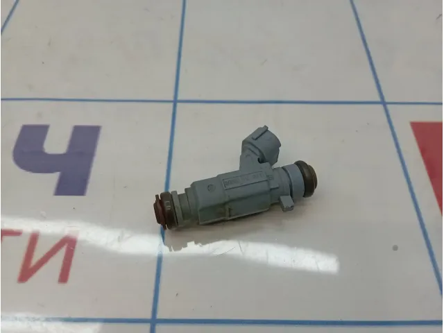 Форсунка инжекторная электрическая Hyundai Solaris 35310-26600