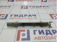 Рейка топливная Hyundai Solaris 35340-2B010