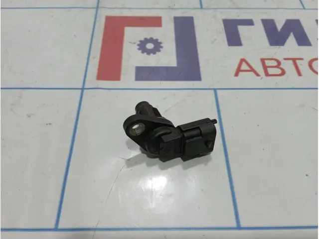 Датчик положения распредвала Hyundai Solaris 39350-2B000