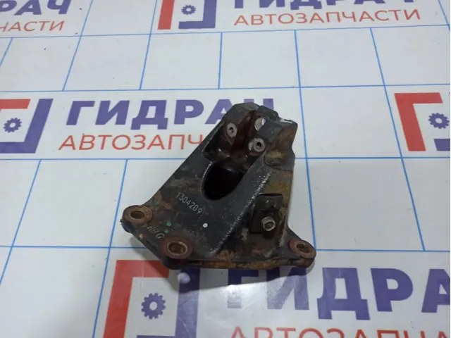 Кронштейн КПП левый Hyundai Solaris 45211-23560