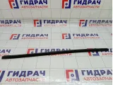 Уплотнитель стекла переднего левого Hyundai Solaris (RB) 822311R0004X